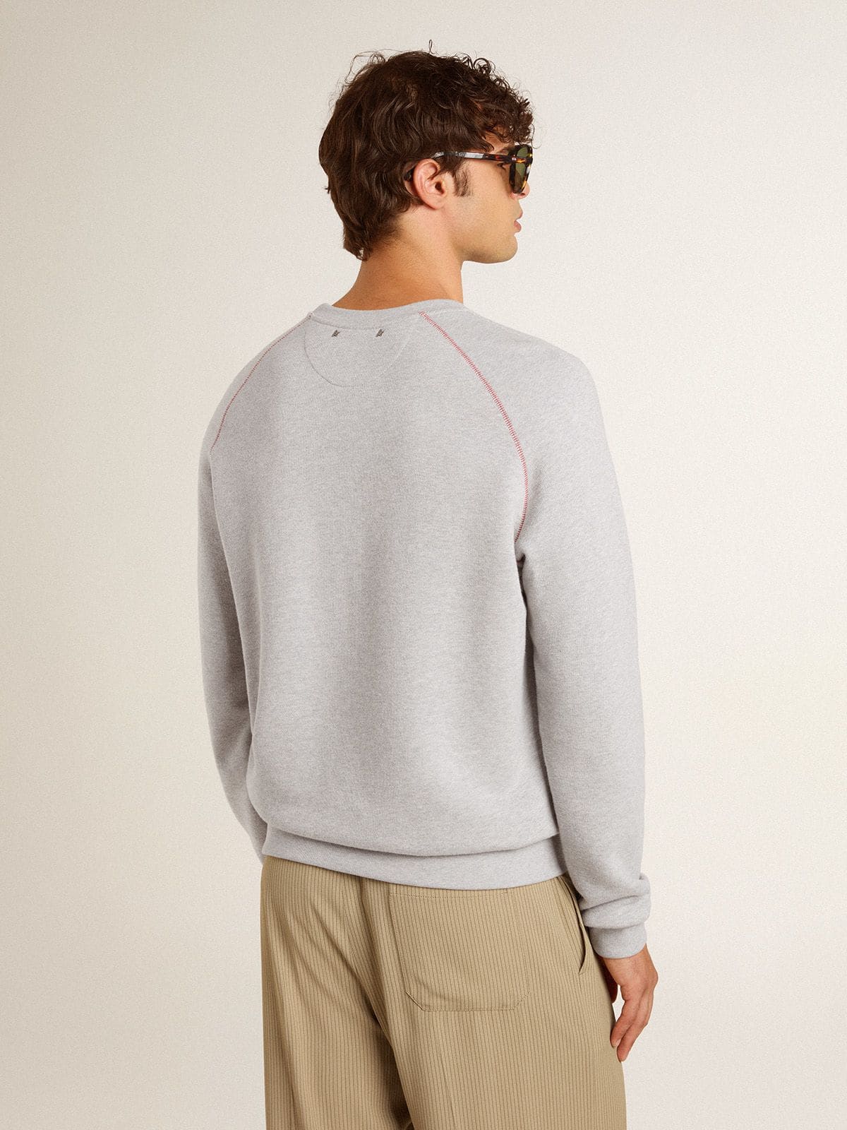Men’s gray round neck sweatshirt with contrast stitching - Golden Goose Men