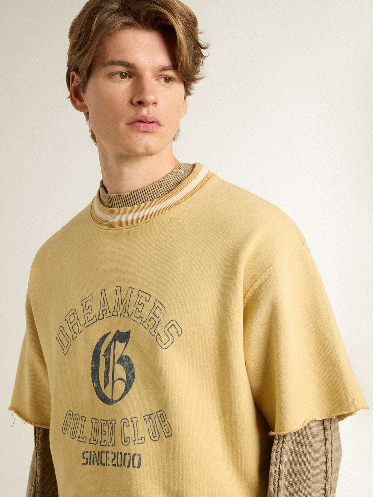 Men's oversized yellow cotton T-shirt with blue print - Golden Goose Men