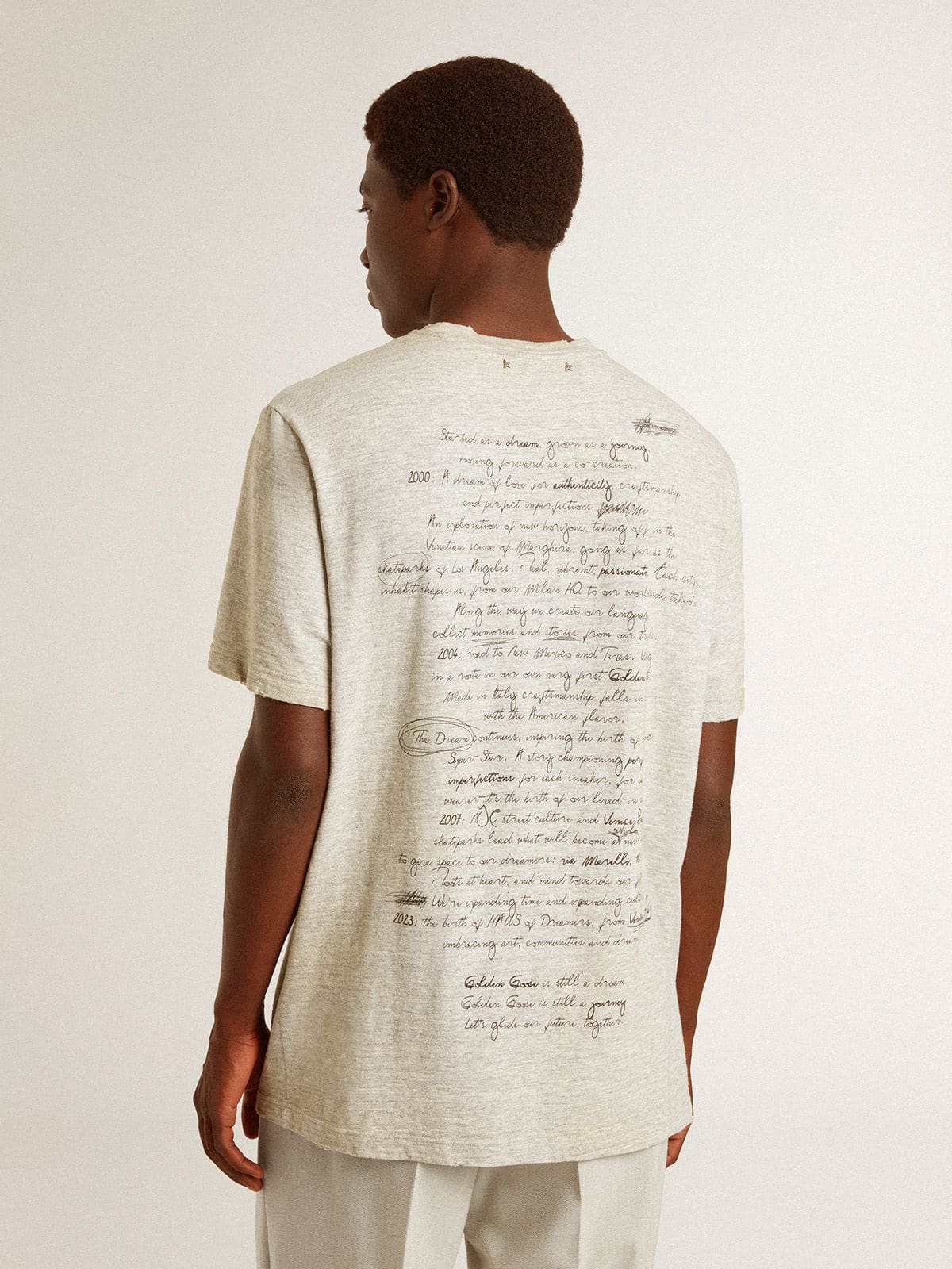 Men's gray T-shirt with black lettering - Golden Goose Men