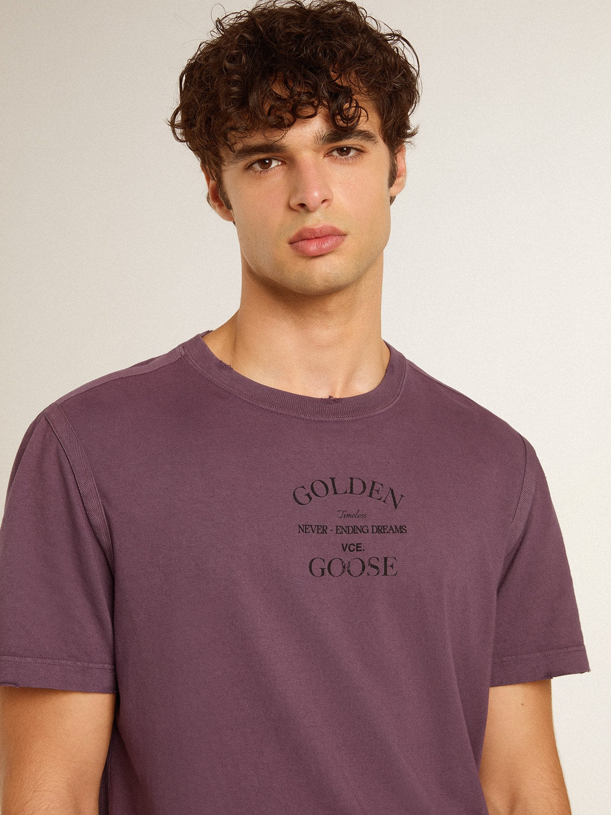 Men’s cotton T-shirt in worn purple with logo print - Golden Goose Men