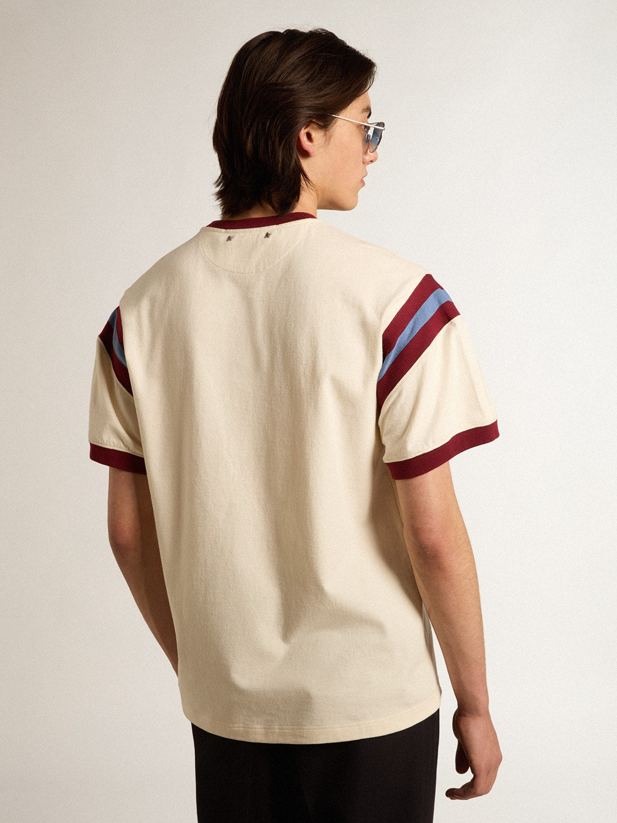 Men’s white T-shirt with burgundy lettering on the front - Golden Goose Men