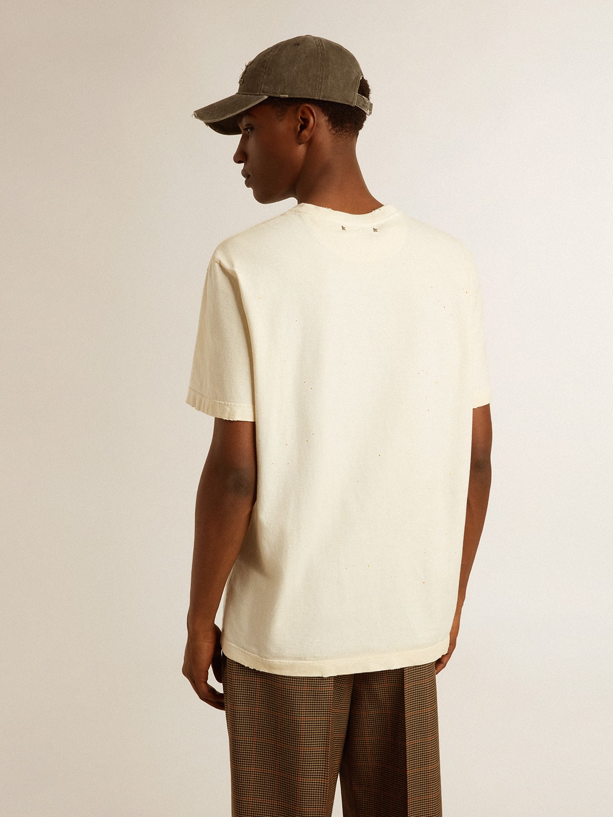 Men's aged white cotton T-shirt with gold print - Golden Goose Men
