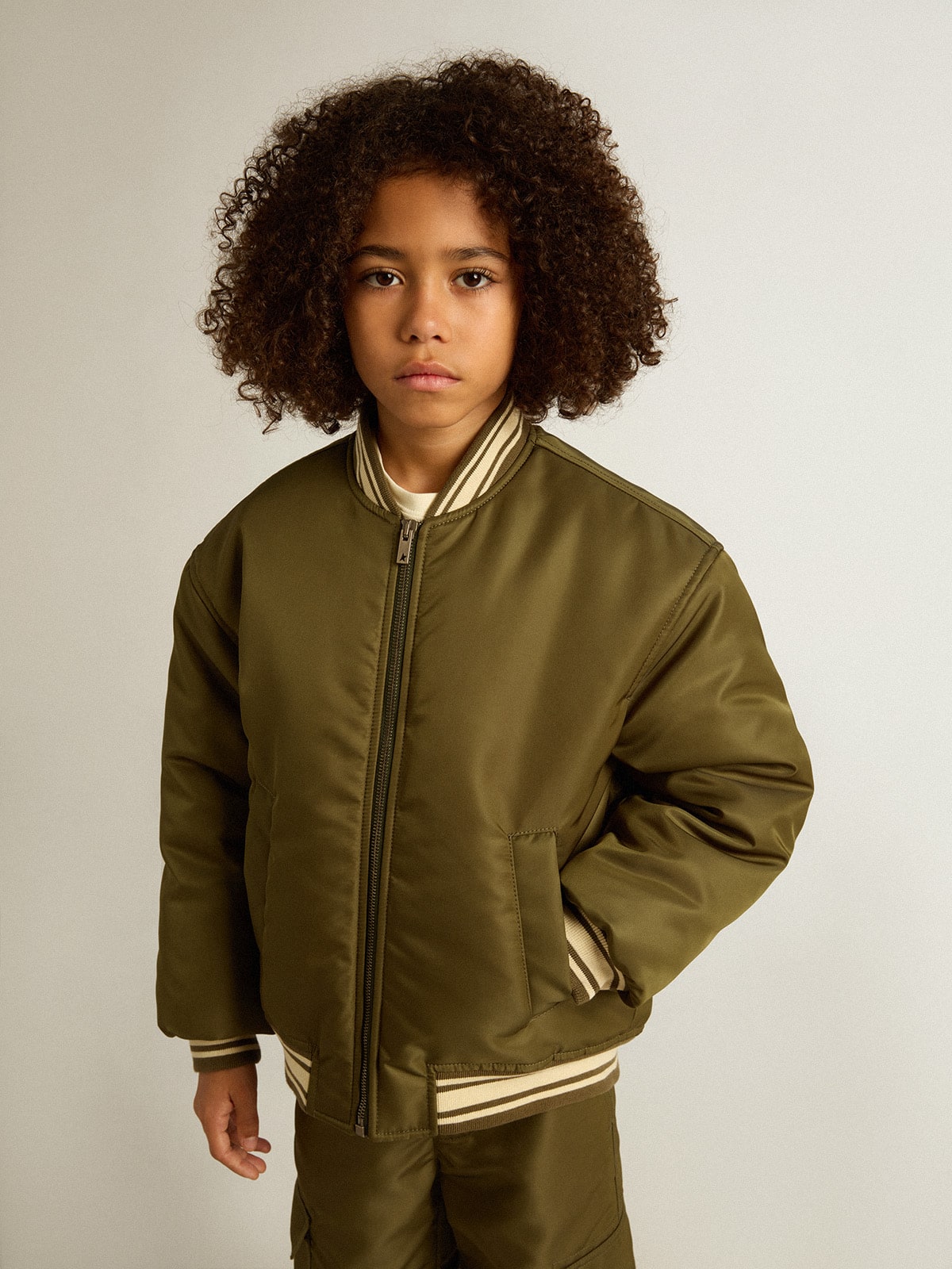 Kids military-green nylon bomber jacket with lettering on the back - Golden Goose Kids