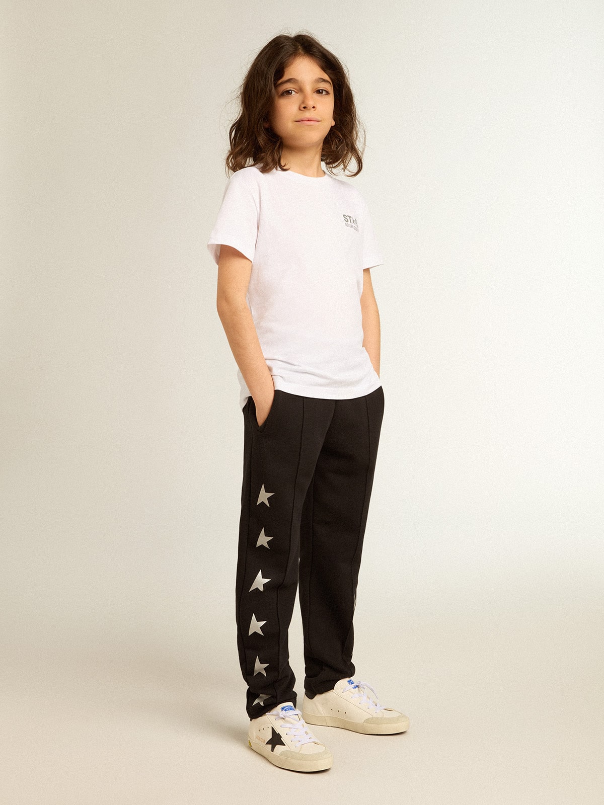Girls’ white T-shirt with contrasting silver logo and star - Golden Goose Kids