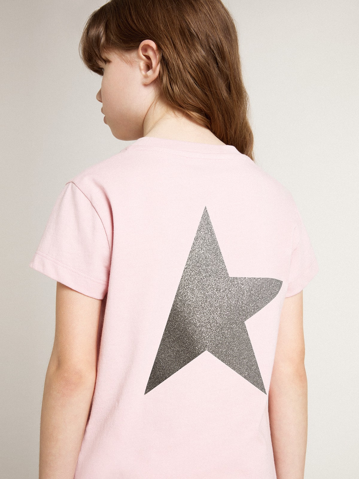Girls' pink T-shirt with silver glitter logo and maxi star - Golden Goose Kids