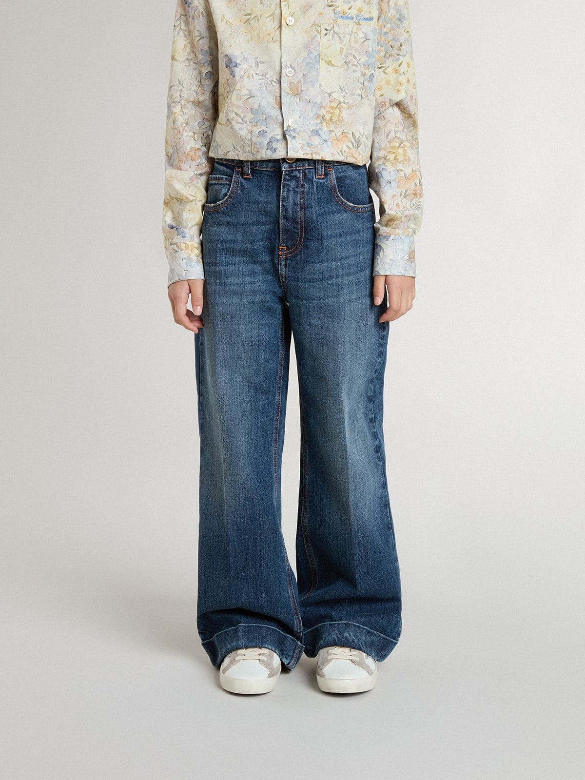 Girls' bootcut jeans with a medium wash and embroidery - Golden Goose Kids