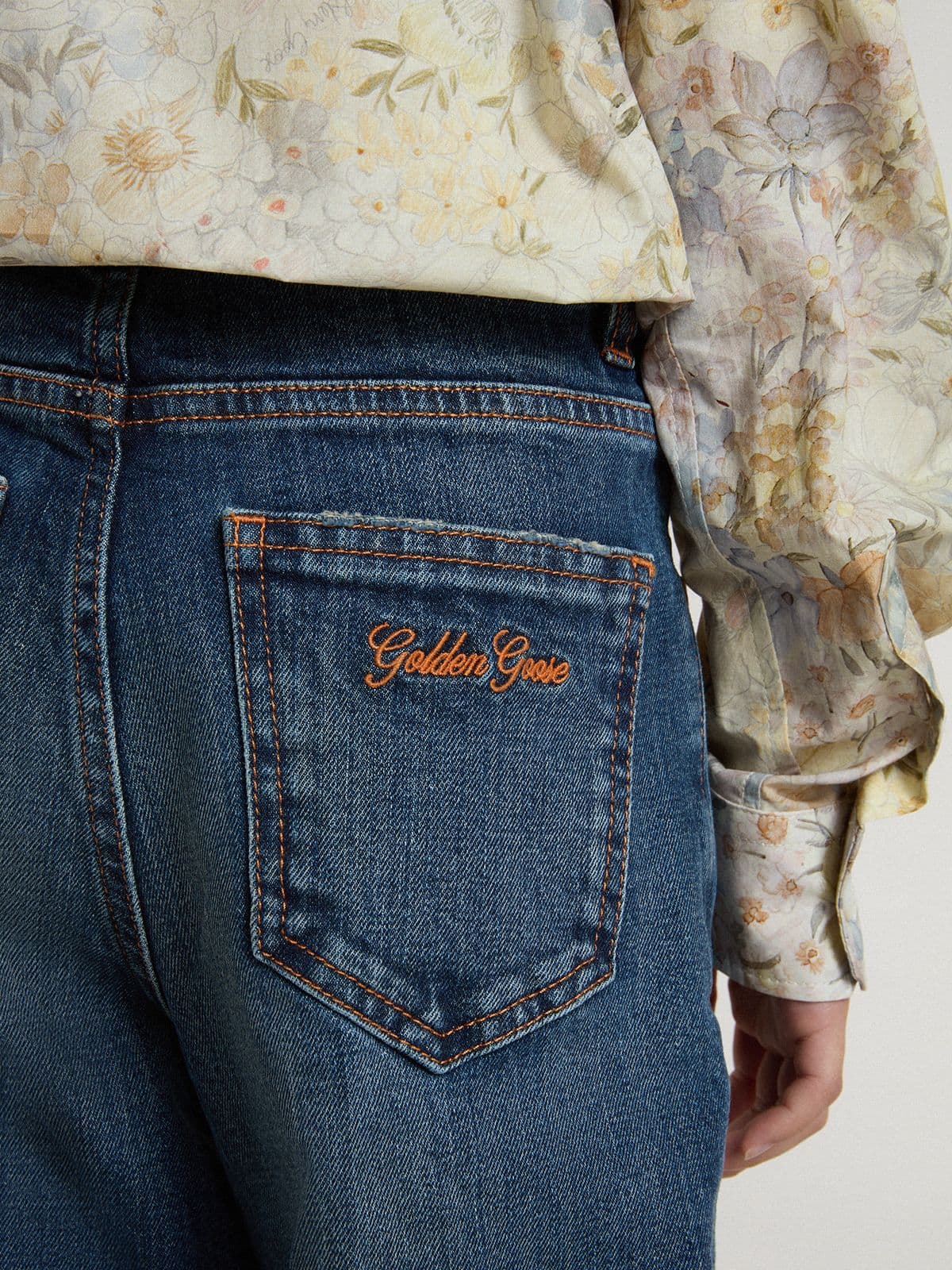 Girls' bootcut jeans with a medium wash and embroidery - Golden Goose Kids