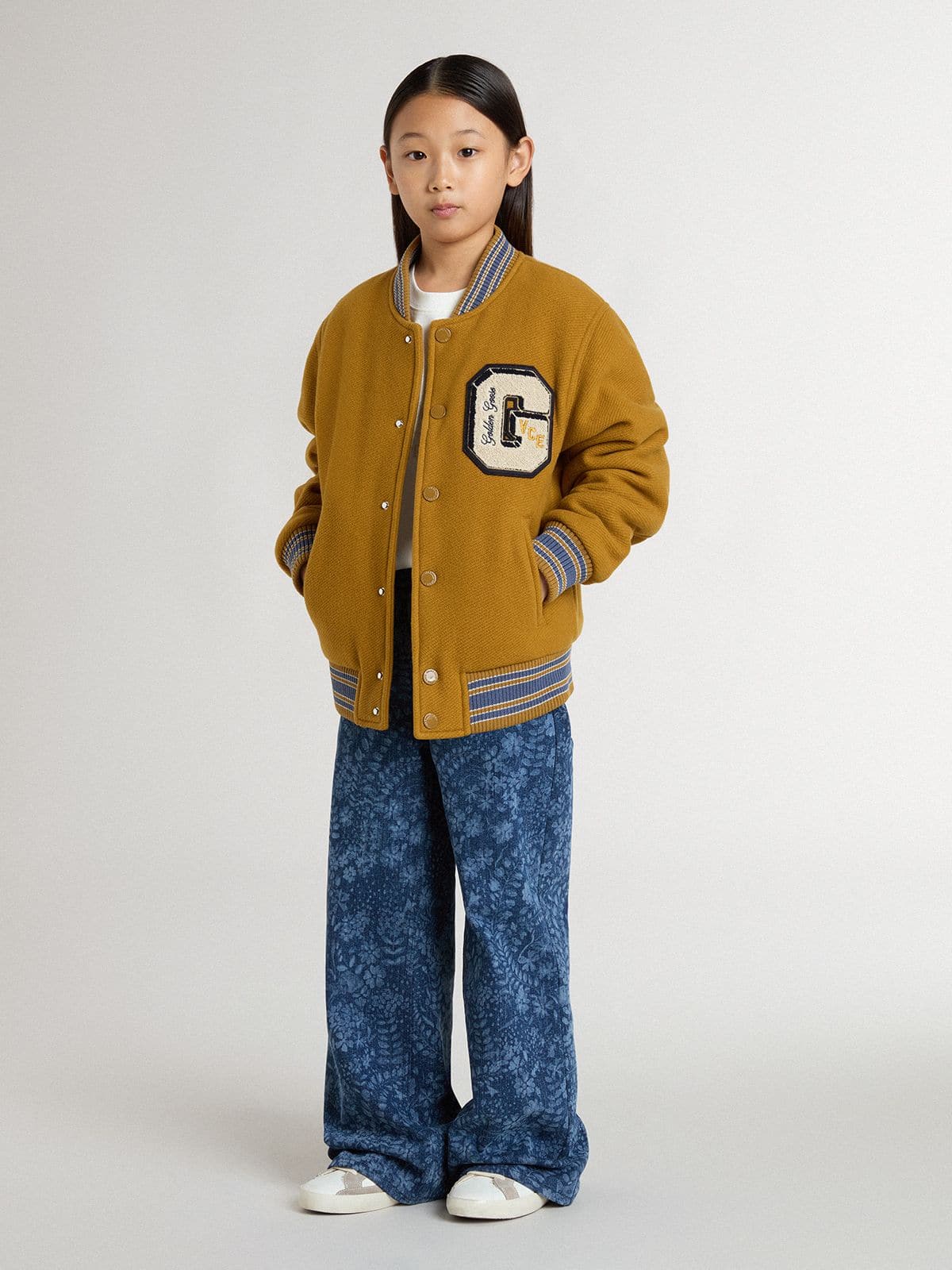 Girls' medium wash wide jeans with print - Golden Goose Kids