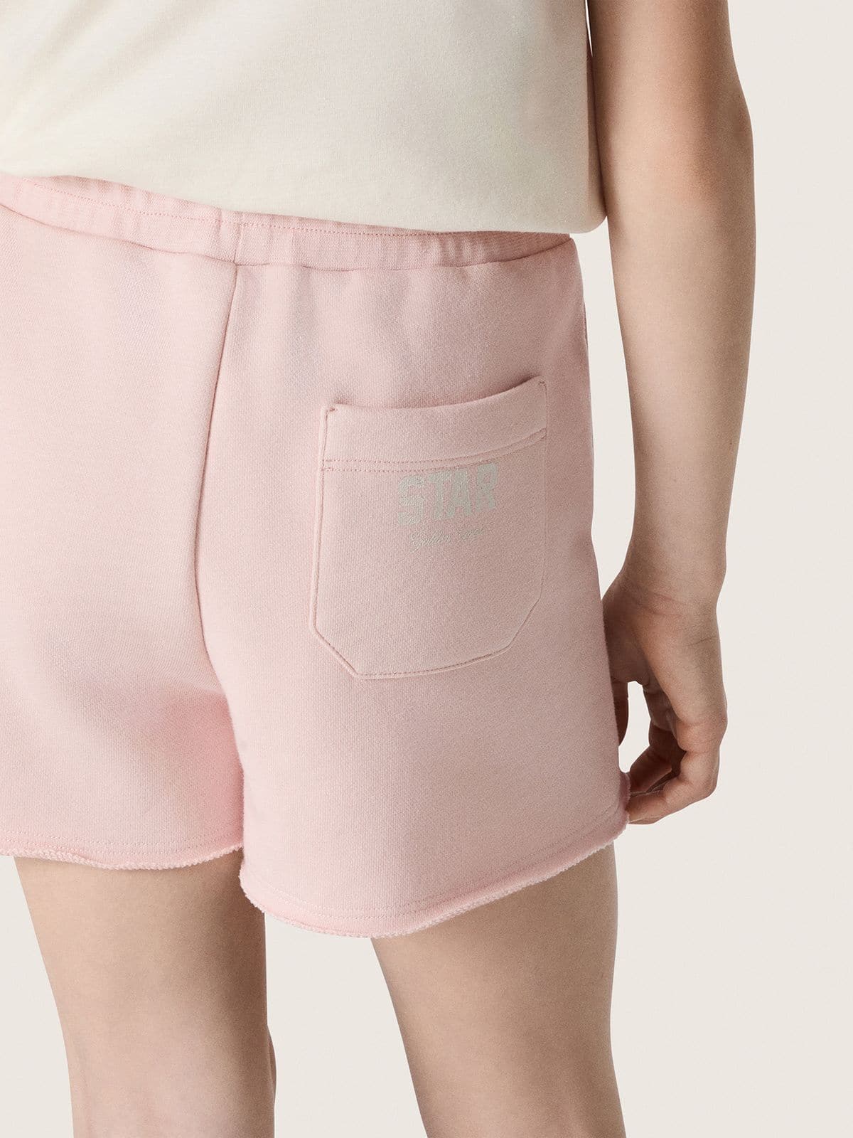 Star girls’ shorts in pink cotton with patch and logo - Golden Goose Kids