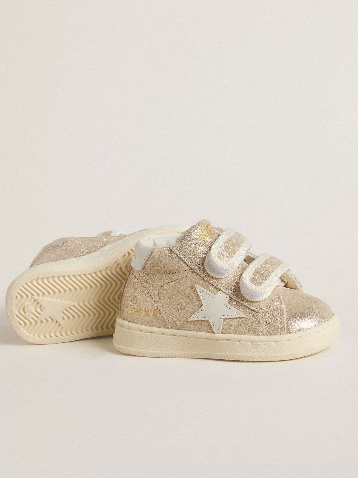 Junior June in sand-colored metallic suede with white leather star and heel tab - Golden Goose Kids