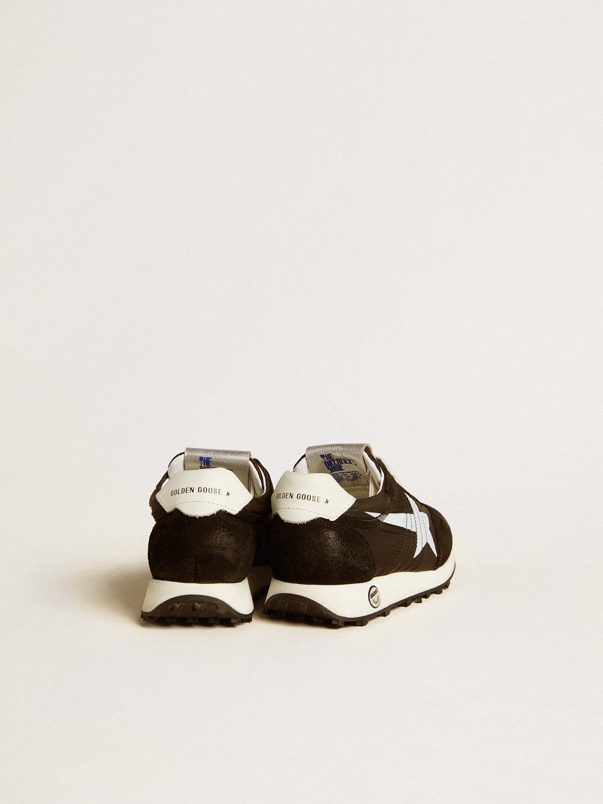 Junior Marathon in black nylon with printed star and leather heel tab - Golden Goose Kids