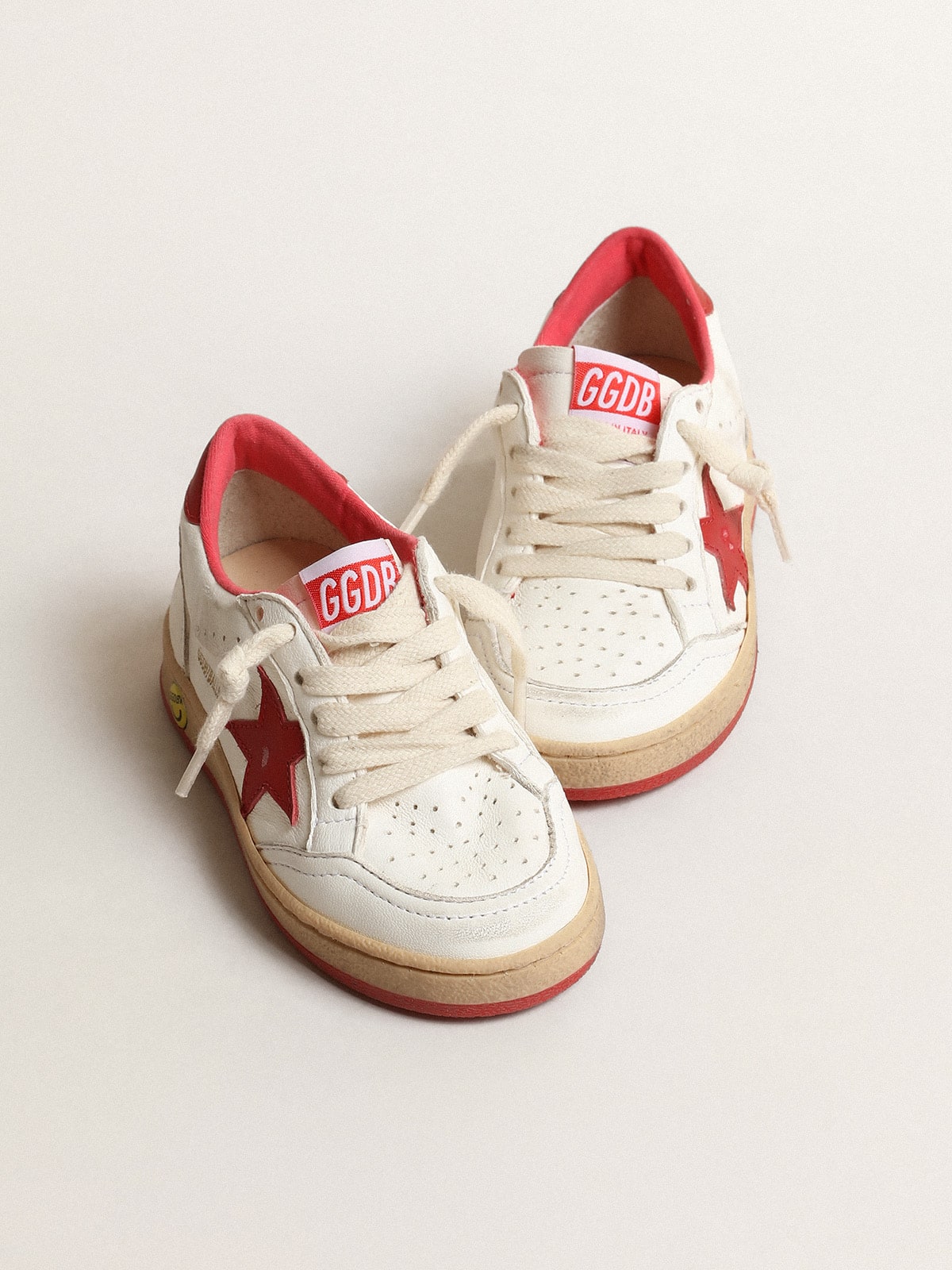 Ball Star Junior in nappa with red leather star and heel tab - Golden Goose Kids