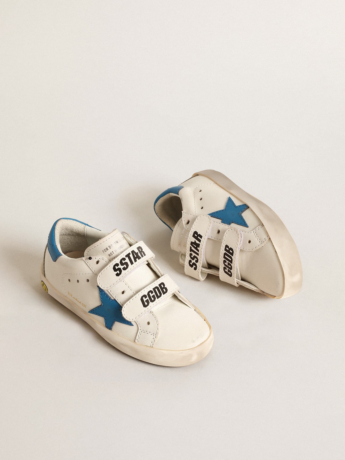Young Old School in leather with light blue star and heel tab - Golden Goose Kids