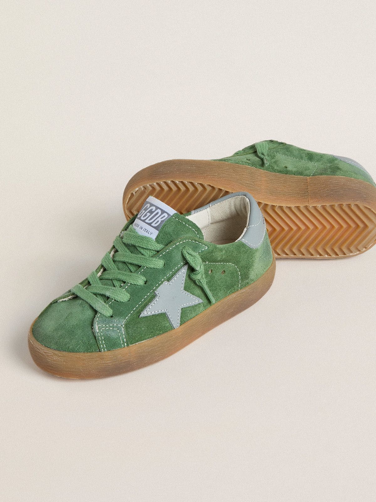 Young Super-Star in green suede with baby blue star and heel tab - Golden Goose Kids