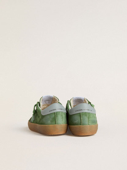 Young Super-Star in green suede with baby blue star and heel tab - Golden Goose Kids