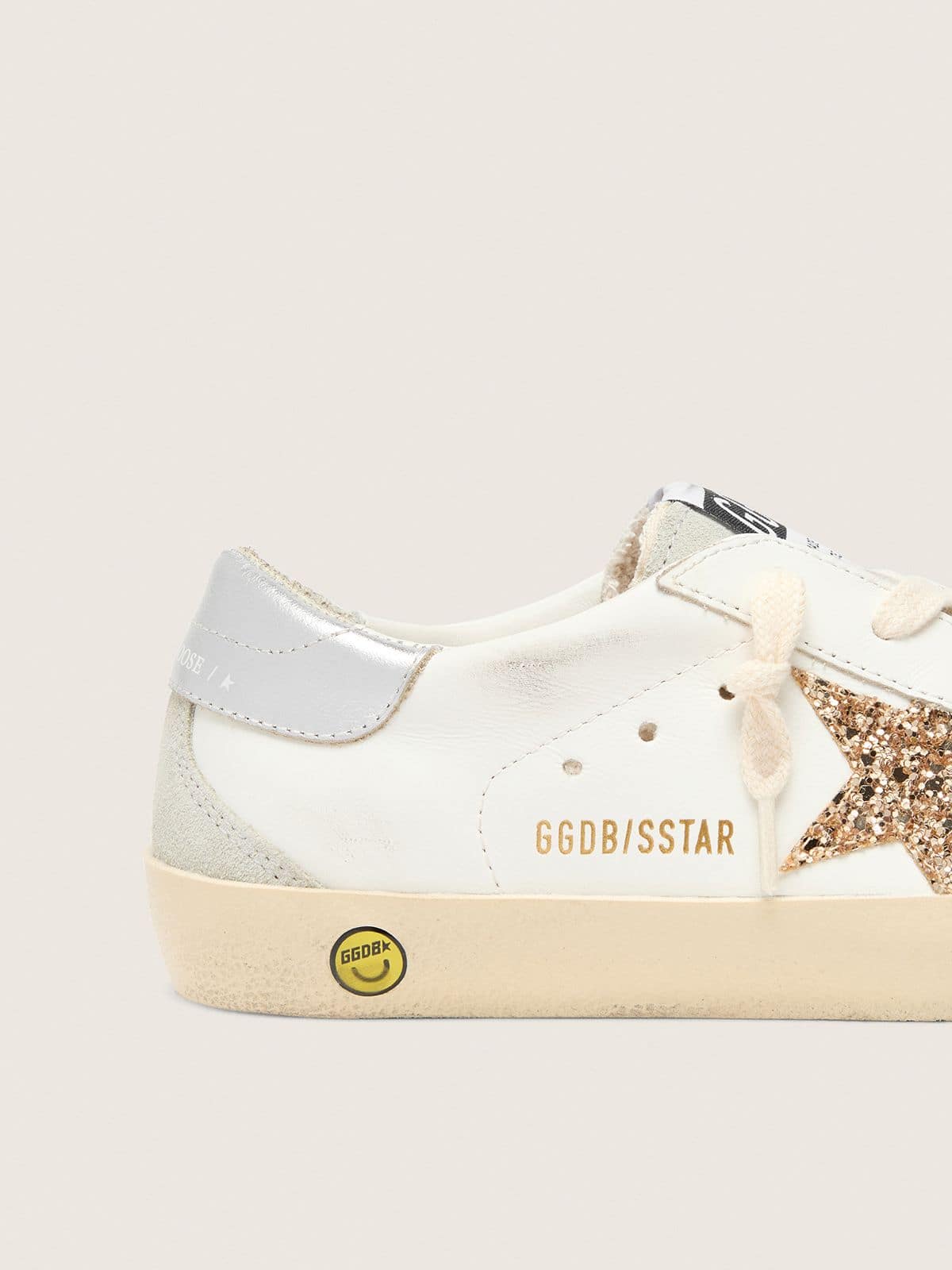 Young Super-Star with gold glitter star and silver metallic leather heel tab - Golden Goose Kids