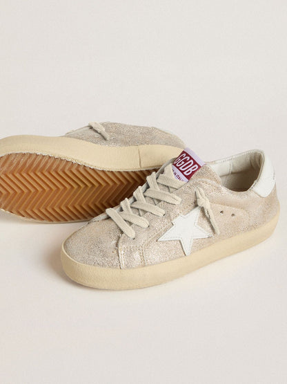 Young Super-Star in sand-colored laminated-effect suede with white leather star - Golden Goose Kids