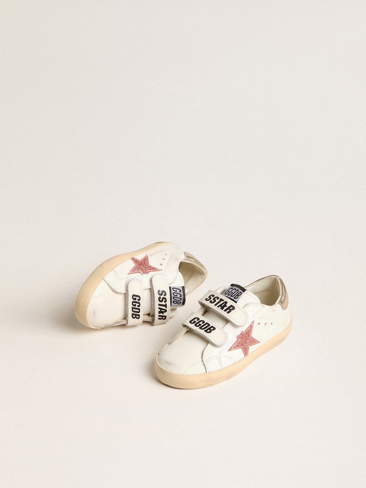 Young Old School in leather with metallic peach leather star - Golden Goose Kids
