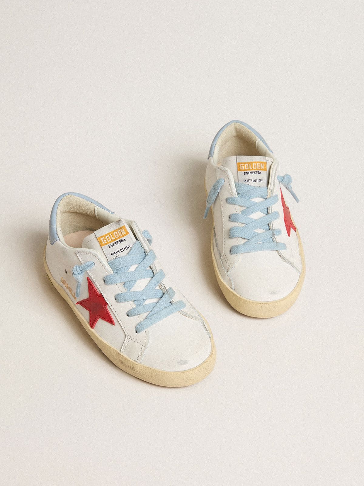 Super-Star Young in white leather with red star and light blue heel tab - Golden Goose Kids