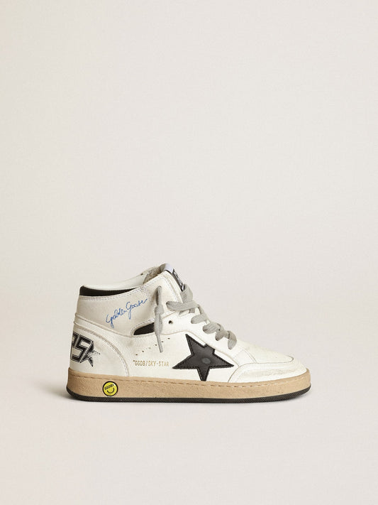 Young Sky-Star in white nappa with black star and heel tab - Golden Goose Kids