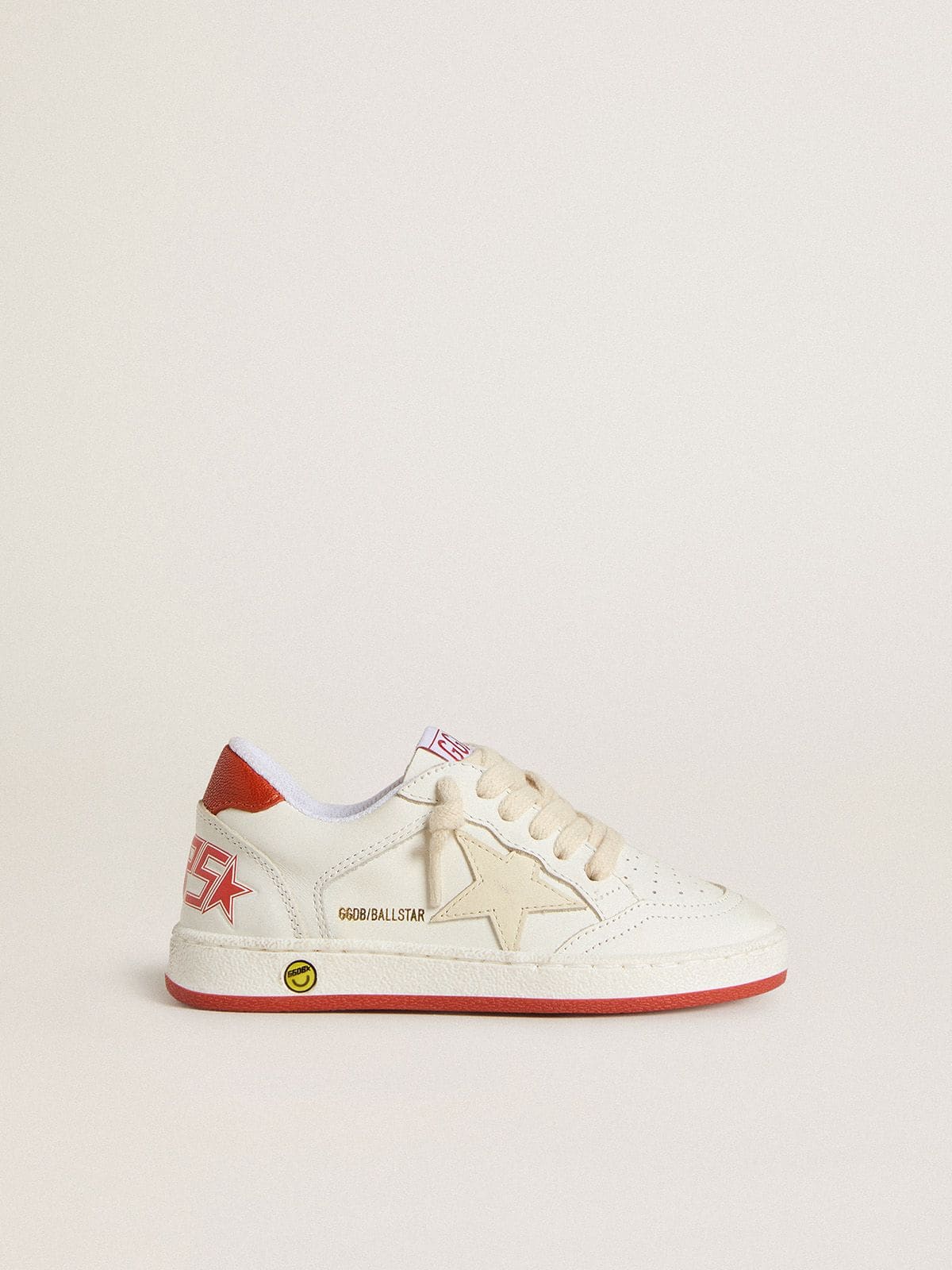 Young Ball Star in leather with cream-colored star and red leather heel tab - Golden Goose Kids