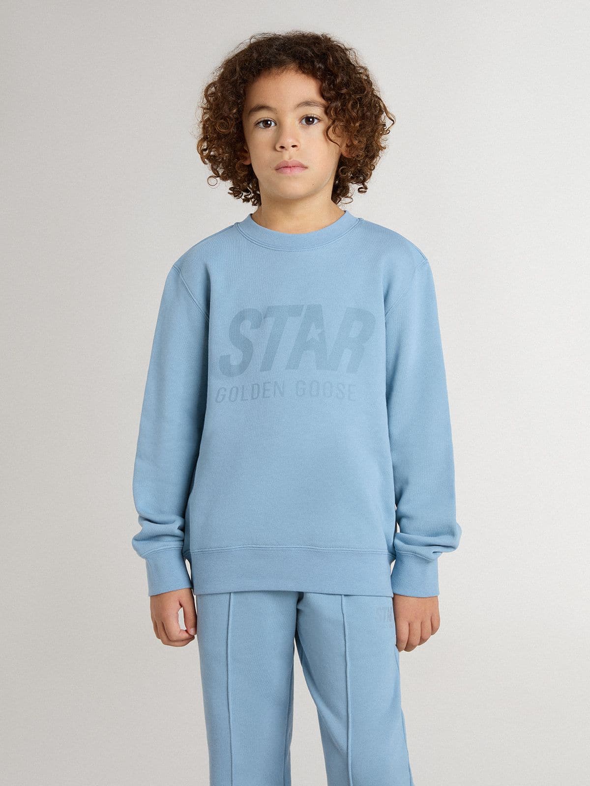Boys' light blue sweatshirt with lettering on the front - Golden Goose Kids