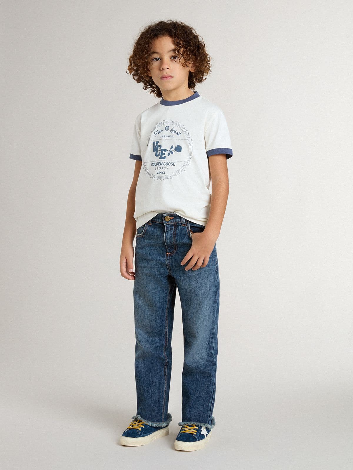 Boys' white T-shirt with blue print - Golden Goose Kids