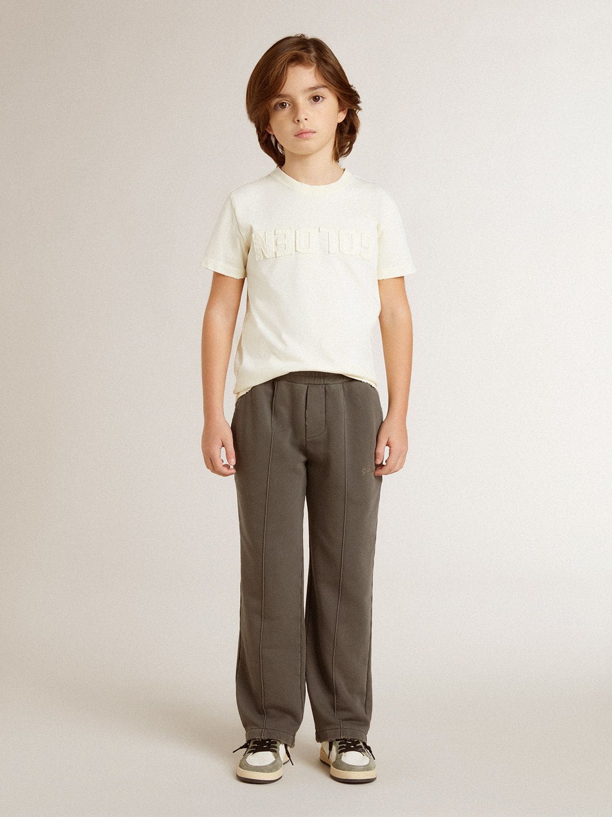 Boys' cream-colored T-shirt with raised logo - Golden Goose Kids