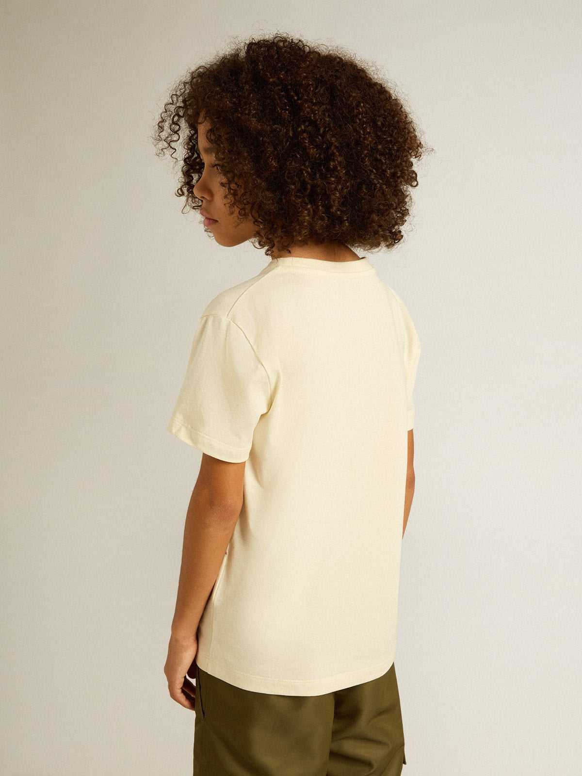 Boys’ T-shirt in worn white with multicolor lettering - Golden Goose Kids