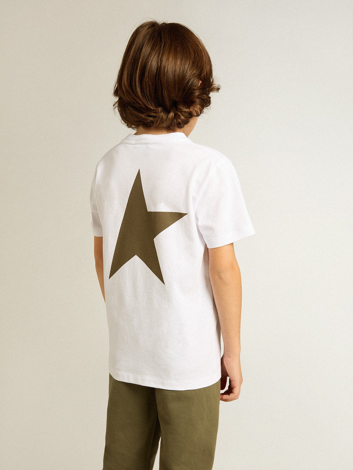 Boys' white T-shirt with contrasting dark green logo and star - Golden Goose Kids
