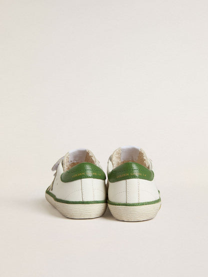 Junior Old School in white leather with green nappa heel tab and green insert - Golden Goose Kids