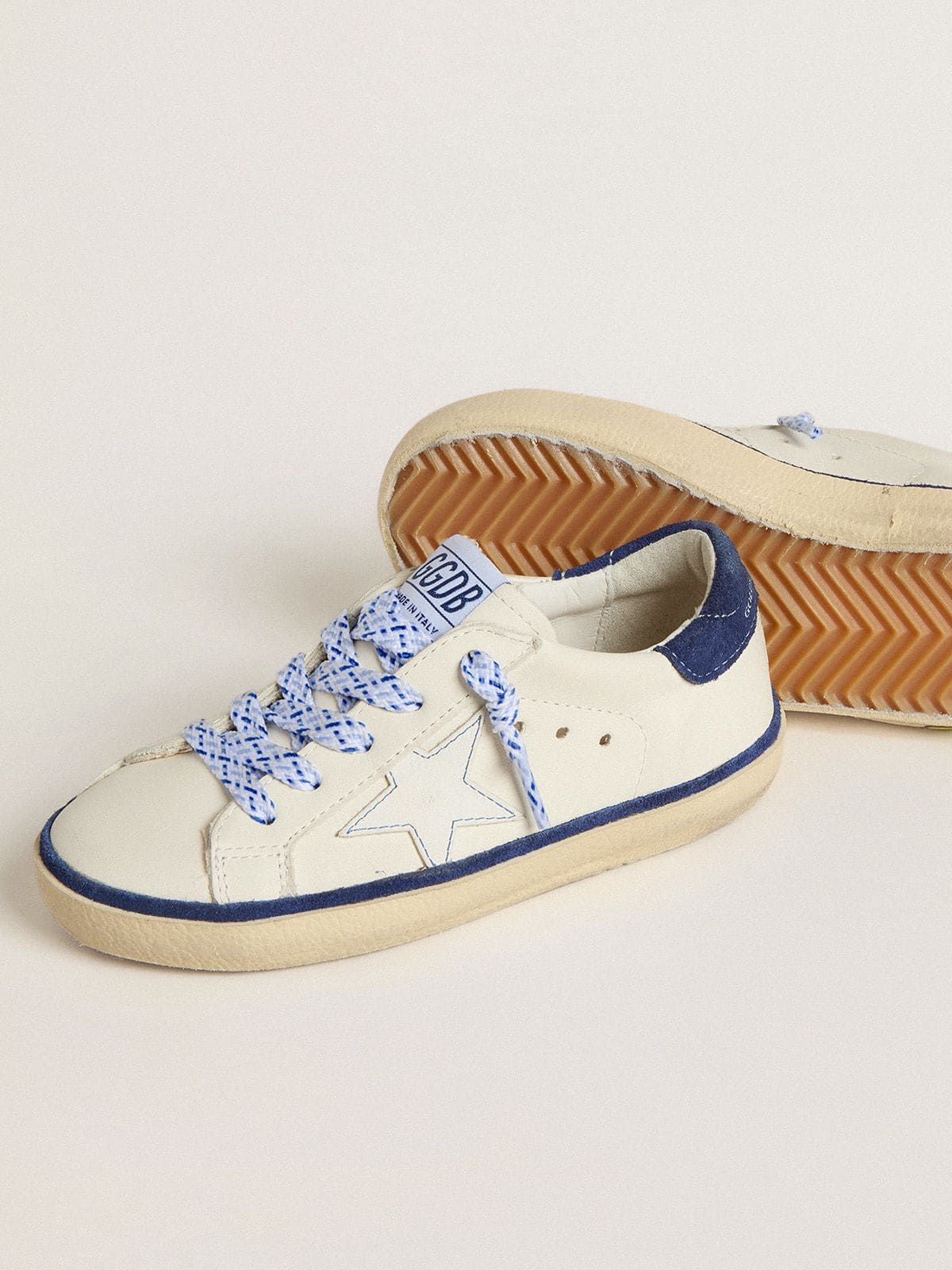 Junior Super-Star in white leather with blue suede heel tab - Golden Goose Kids