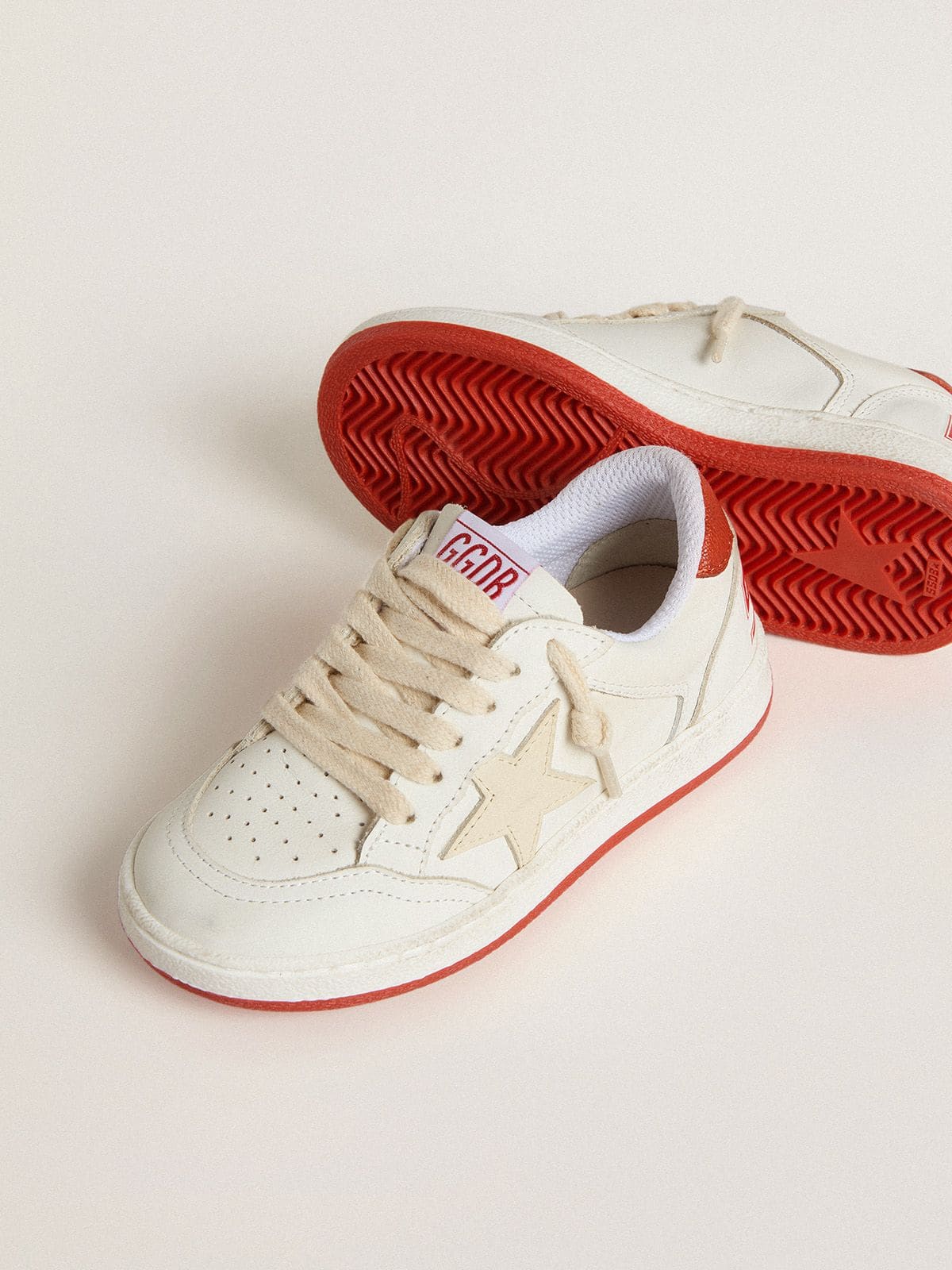 Junior Ball Star in leather with cream-colored star and red leather heel tab - Golden Goose Kids