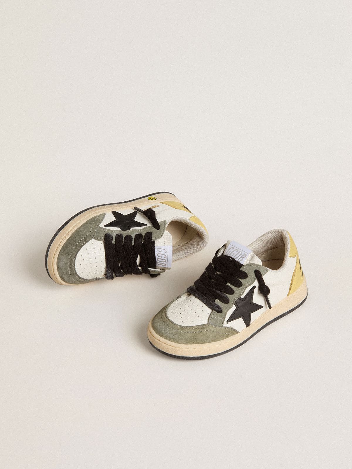 Junior Ball Star in white nappa with dark green suede inserts and black star - Golden Goose Kids