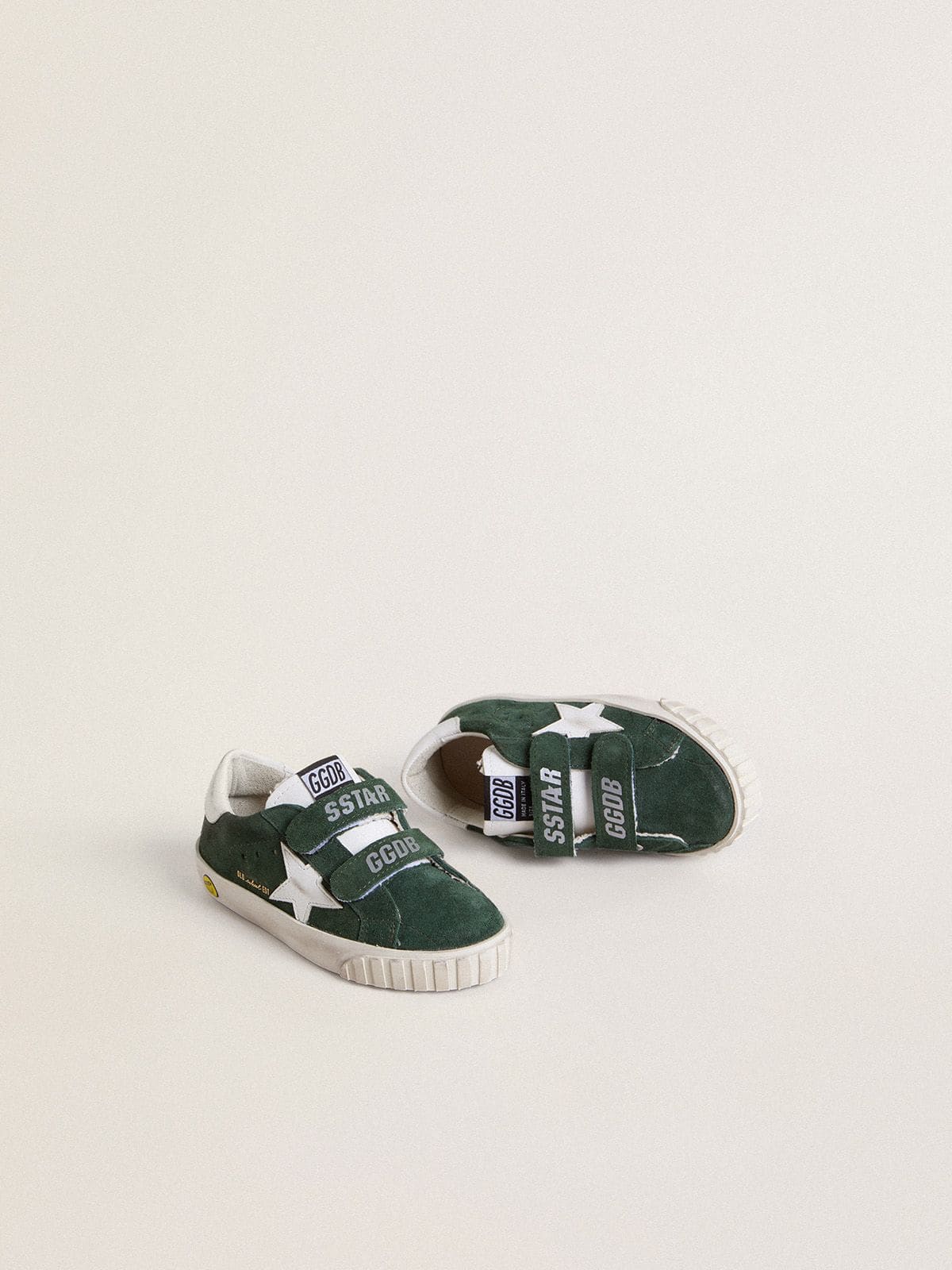 Old School Junior in green suede with white leather star and heel tab - Golden Goose Kids