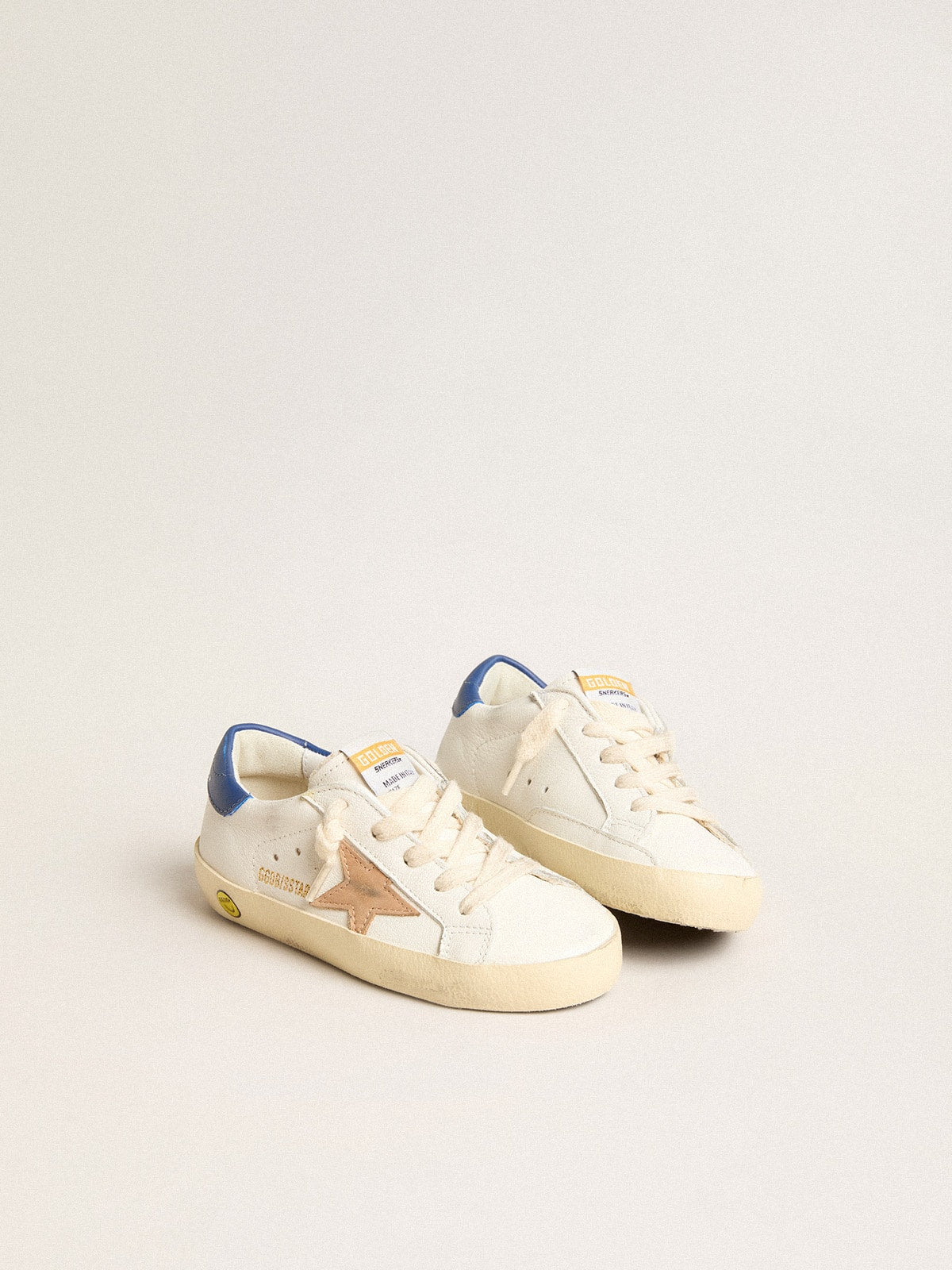 Young Super-Star in nappa leather with a beige star and blue heel tab - Golden Goose Kids